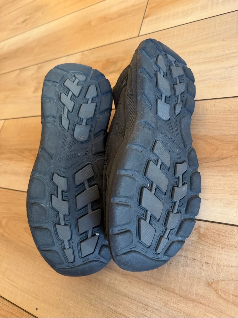 Skechers Hands Free Slip-In Arch Fit Motley Milo Slip-On